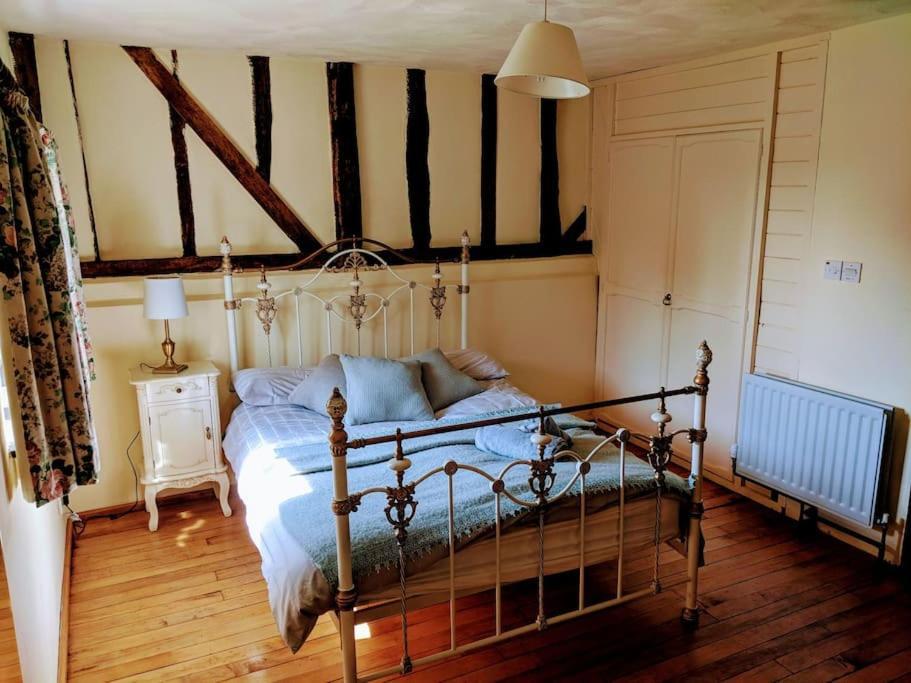 Stunning Barn Conversion Ideal For Large Families Bildeston Экстерьер фото