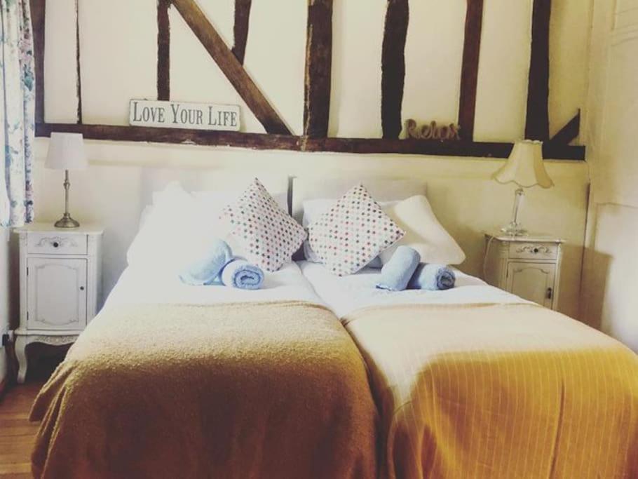 Stunning Barn Conversion Ideal For Large Families Bildeston Экстерьер фото